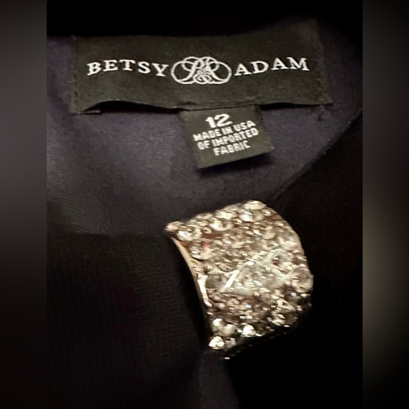 Brand new!  Betsy & Adam navy ruched embellished gown size 12 - Picture 2 of 8